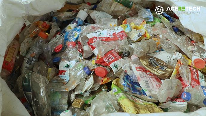 Waste PET bottles